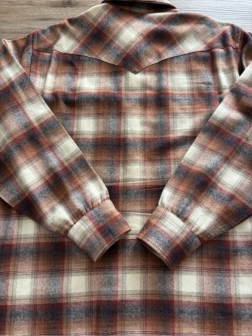 Pendleton snap Western L Lg 100% pure wool men’s long sleeve shirt. GREAT cond - Picture 7 of 12